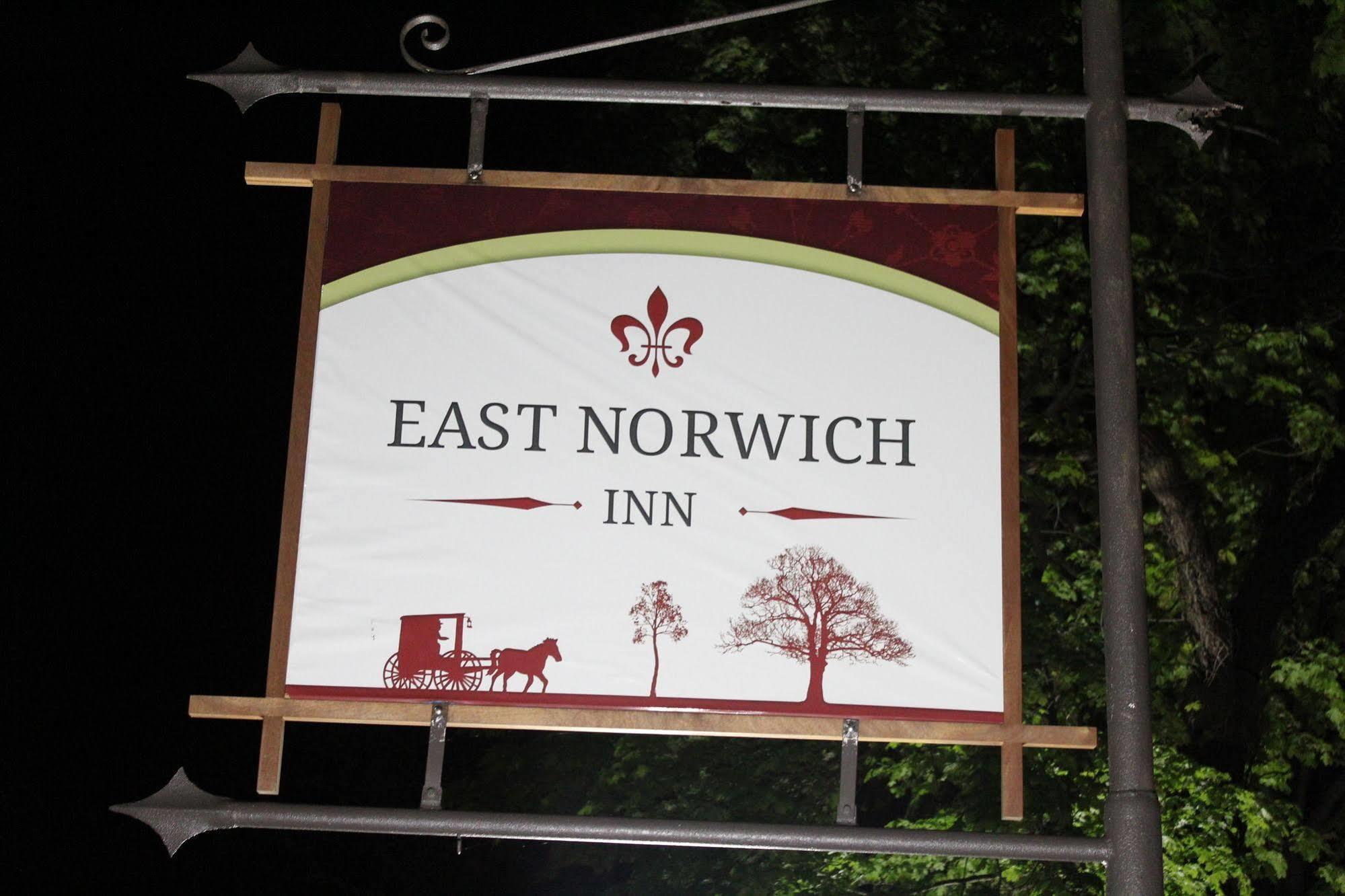 East Norwich Inn Exterior photo